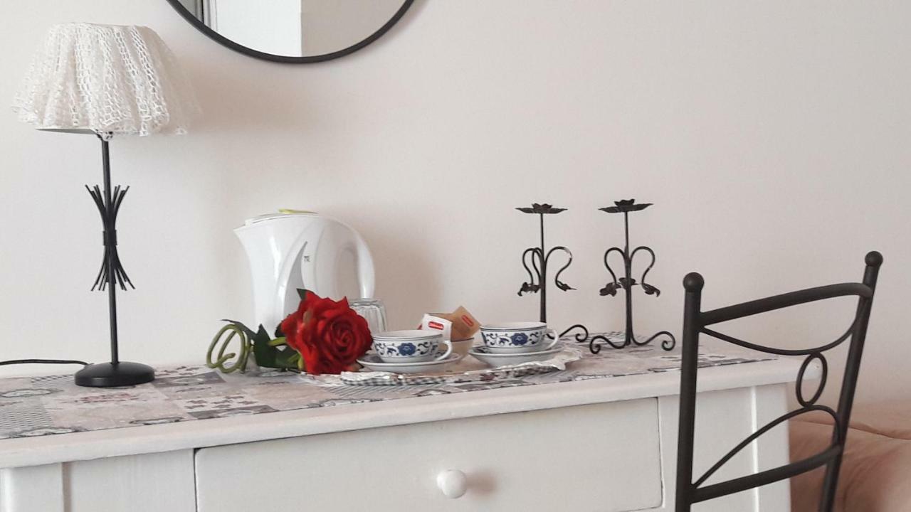 "Suliscenti" Dimora Siciliana B&B 阿沃拉 外观 照片