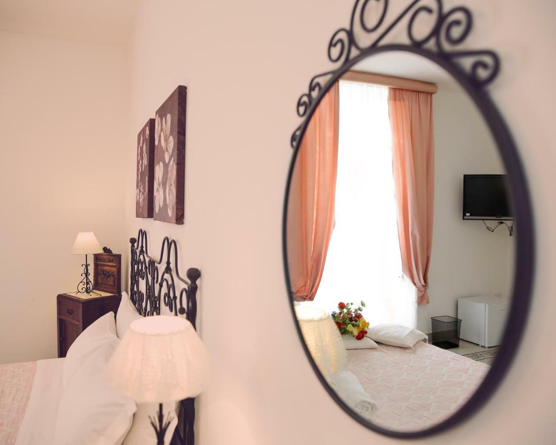 "Suliscenti" Dimora Siciliana B&B 阿沃拉 外观 照片